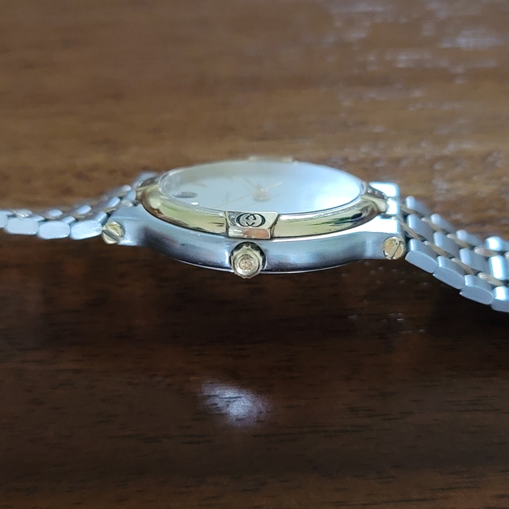 Gucci 9000m Watch - Picture 6 of 6